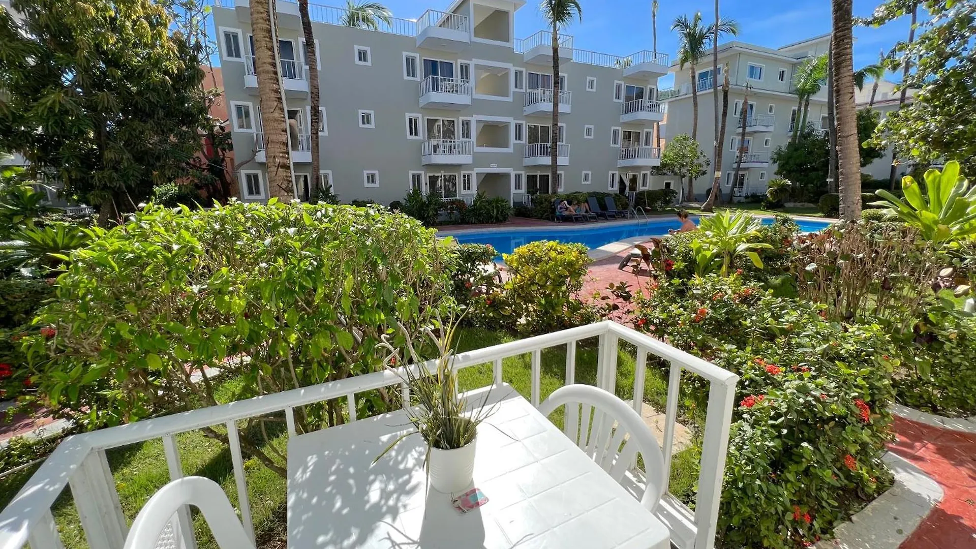 מלון פונטה קאנה Sol Caribe Suites - Playa Los Corales - Beach Club, Wifi, Swimming Pool