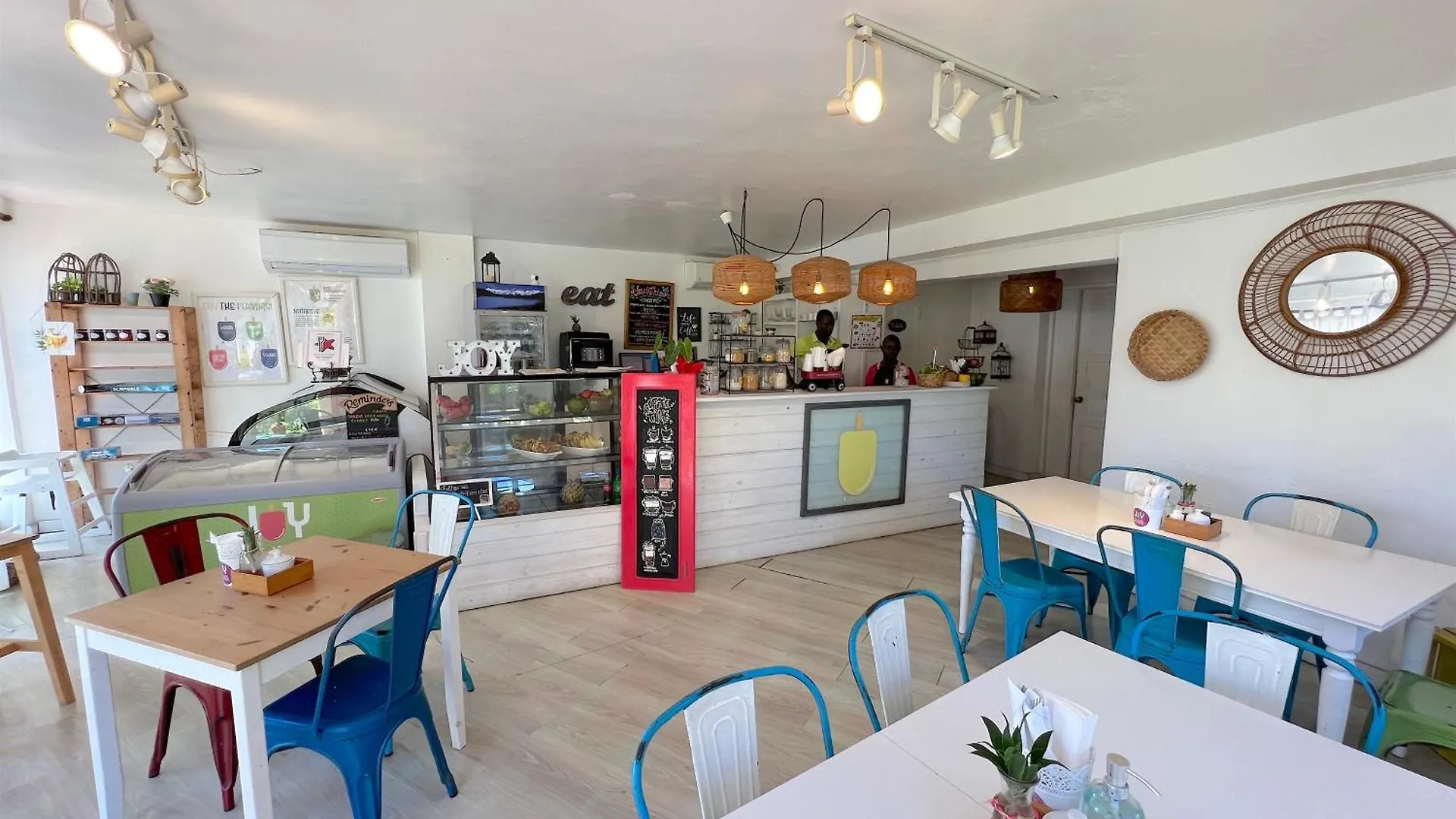 מלון פונטה קאנה Sol Caribe Suites - Playa Los Corales - Beach Club, Wifi, Swimming Pool