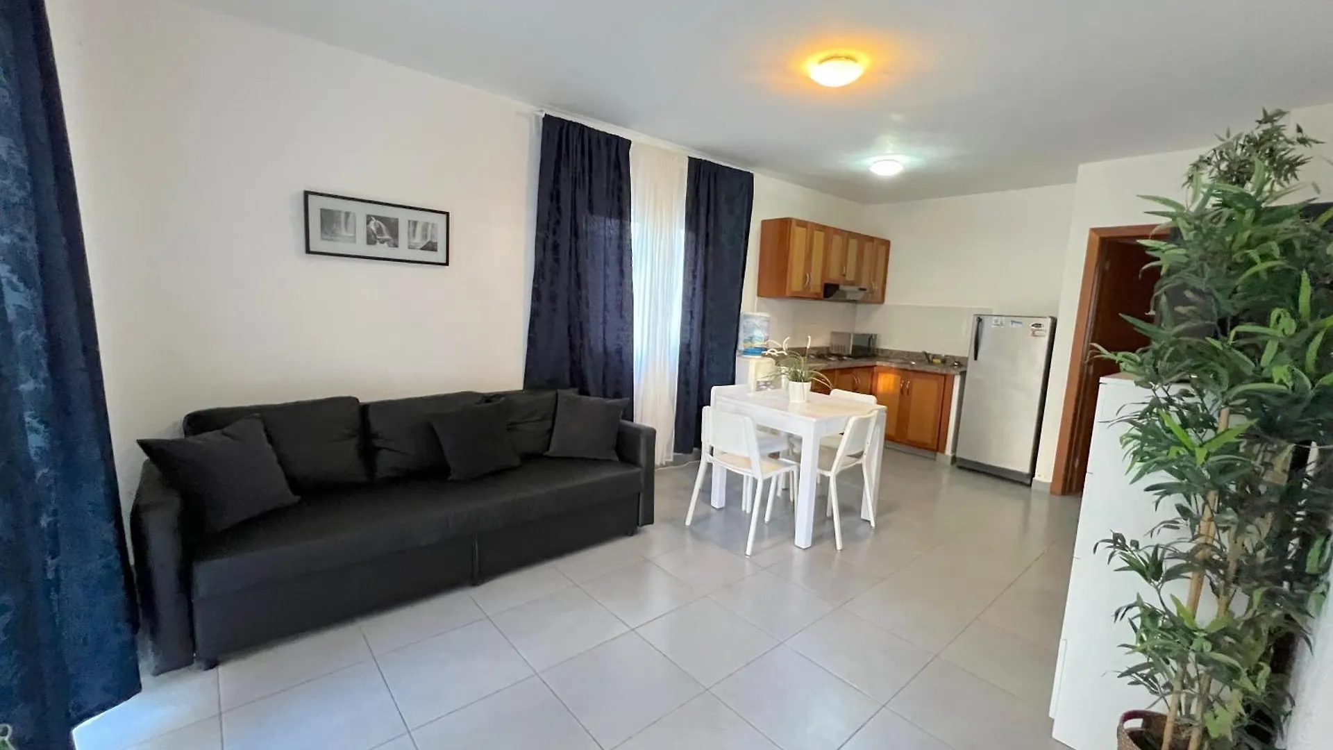 Sol Caribe Suites - Playa Los Corales - Beach Club, Wifi, Swimming Pool 蓬塔卡纳
