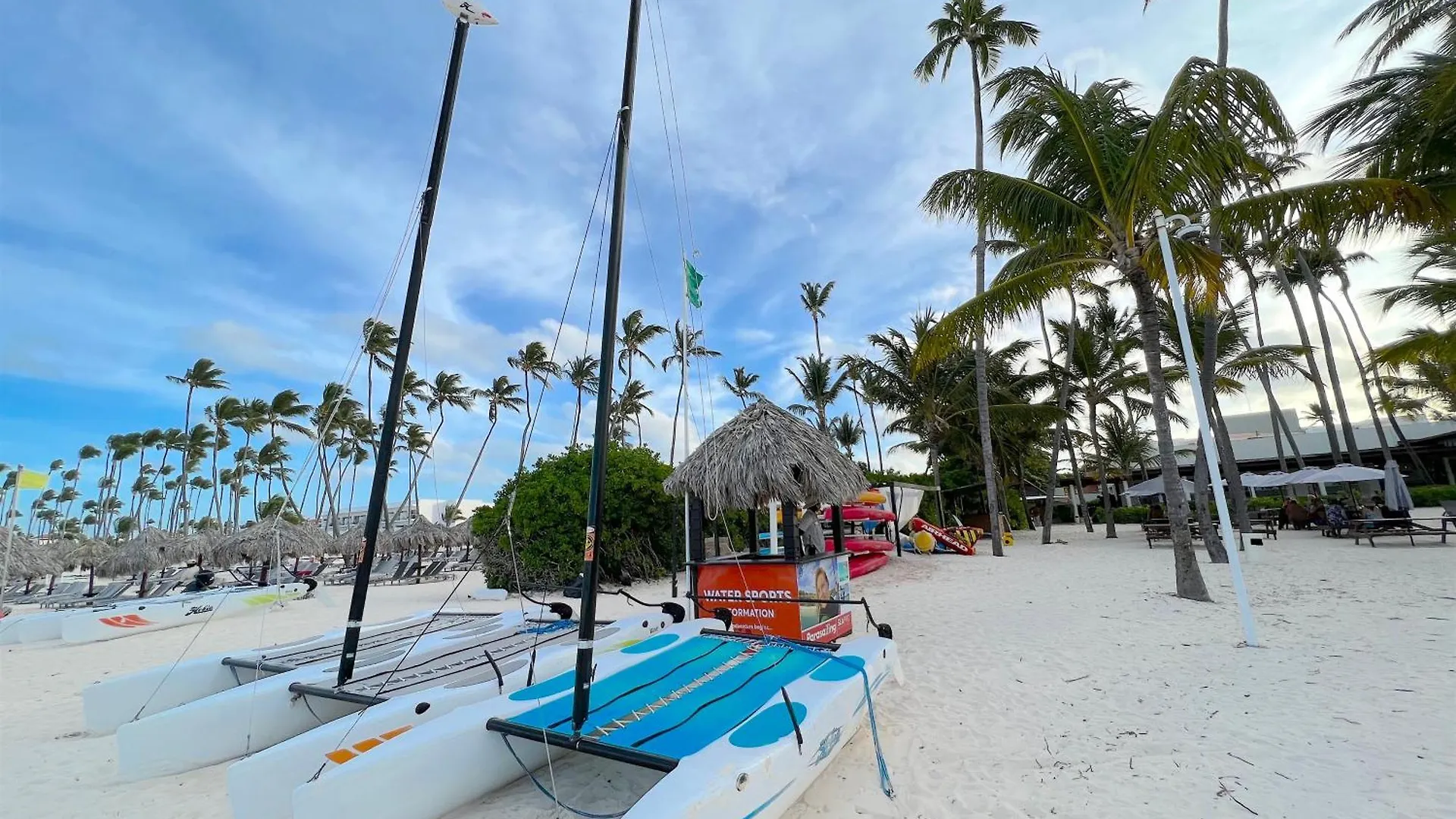 Sol Caribe Suites - Playa Los Corales - Beach Club, Wifi, Swimming Pool 蓬塔卡纳 5*,
